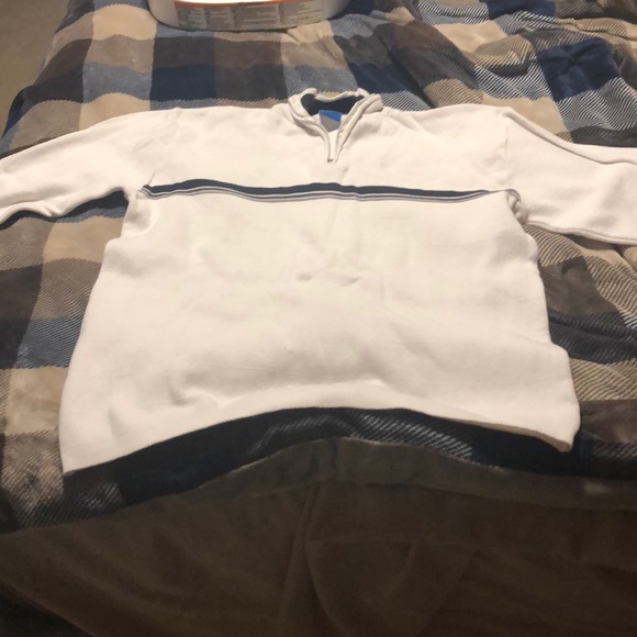 Long sleeve pull over - Picture 1 of 1